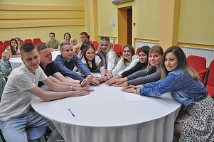 Актив Молодежного совета АПЗ на форуме в парк-отеле «Морозовский». 
